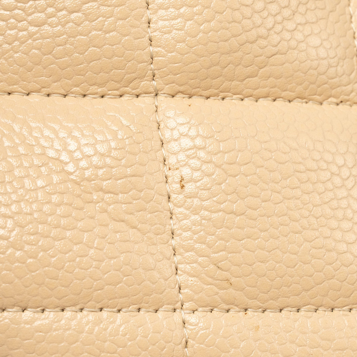 chanel-vintage-medallion-tote-bag-caviar-beige-ghw-1