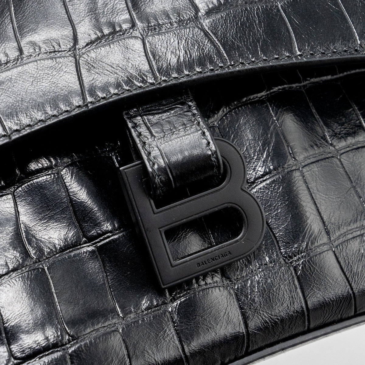 balenciaga-downtown-small-shoudler-bag-crocodile-embossed-black-with-black-hardware
