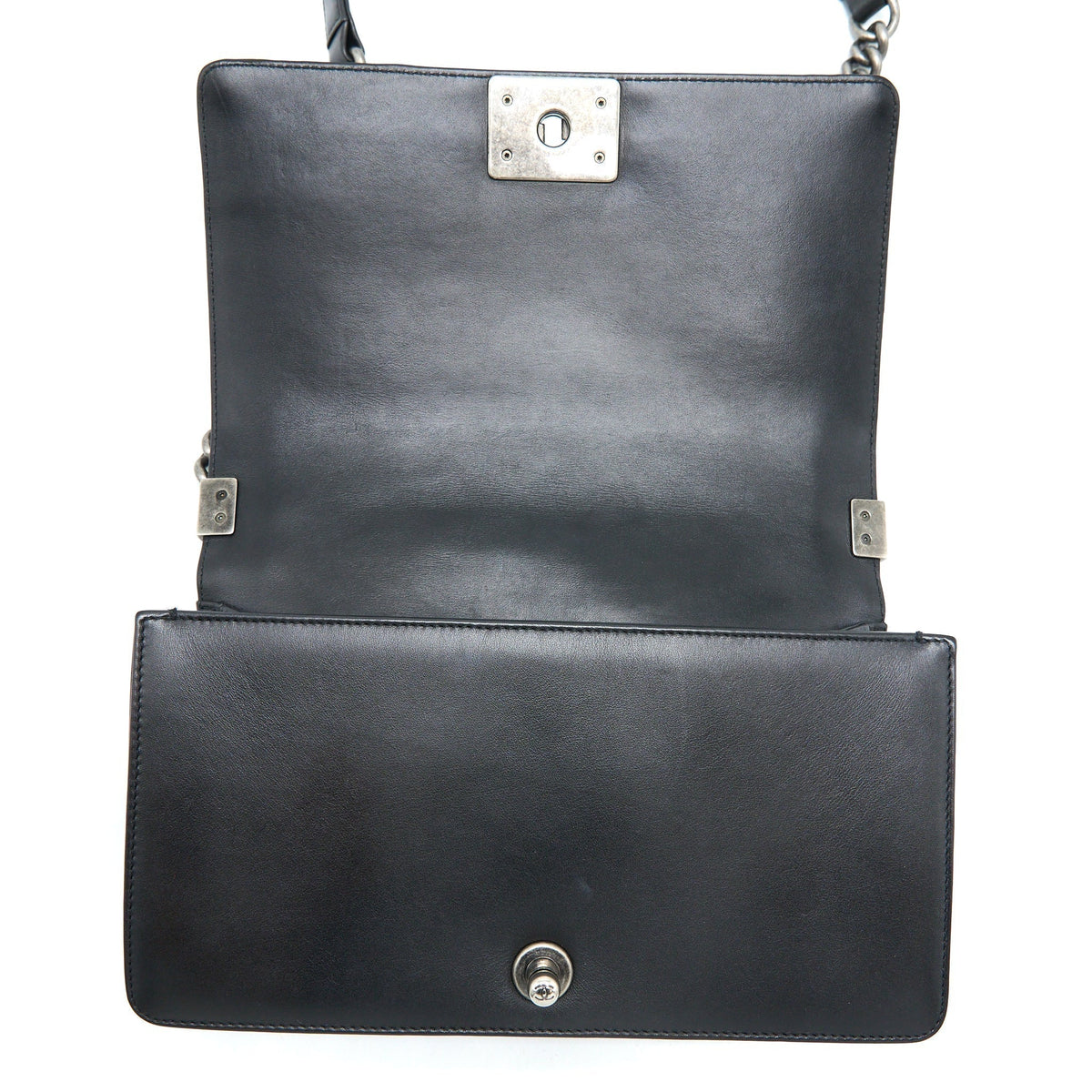 chanel-medium-boy-bag-lambskin-black-ruthenium-enamel-shw