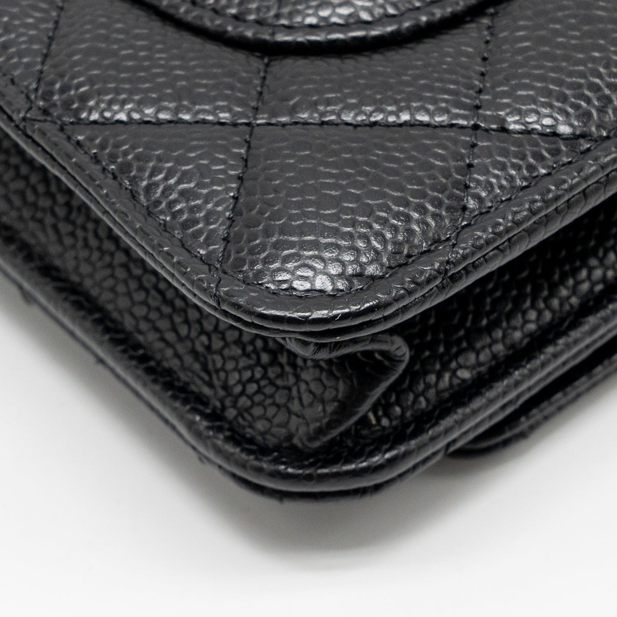 chanel-wallet-on-chain-black-g8ul83ak