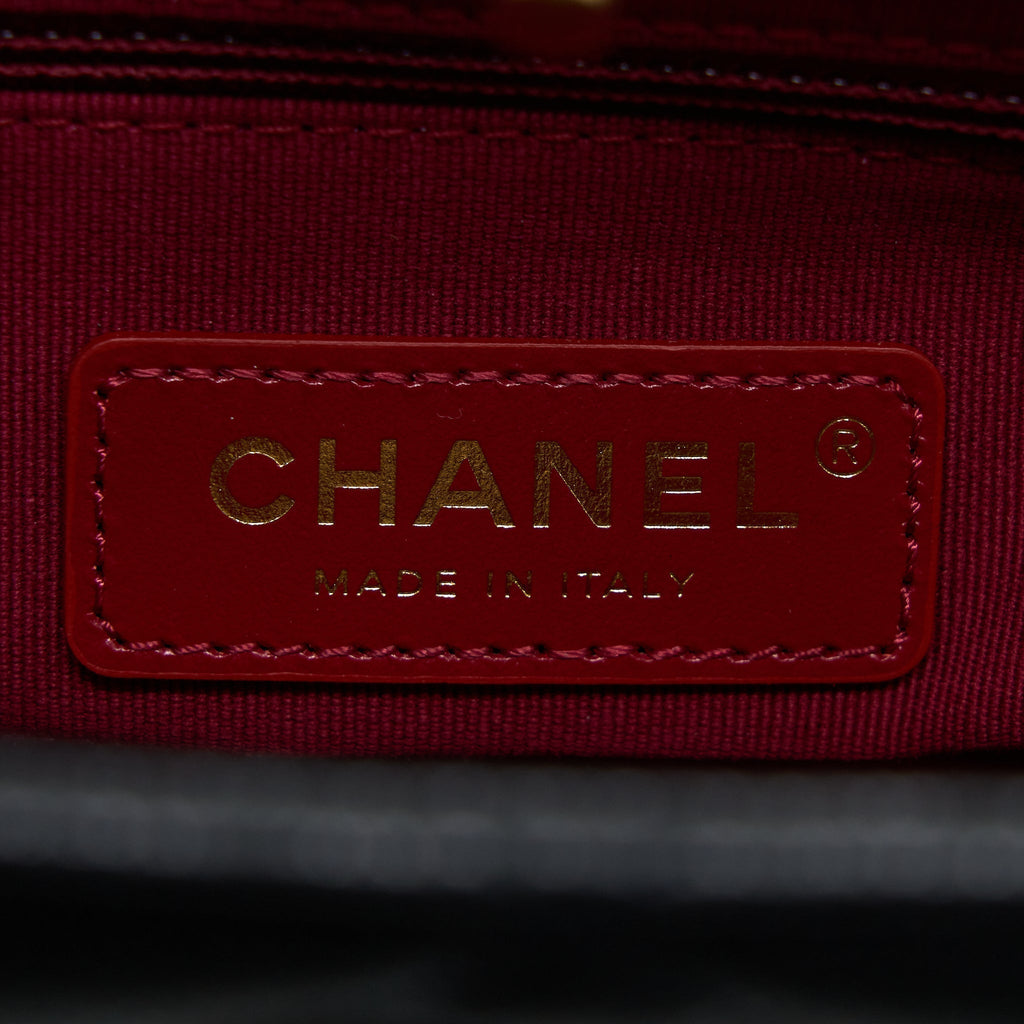 chanel-22a-twist-your-button-wallet-on-chain-caviar-black-ghw-microchip-1