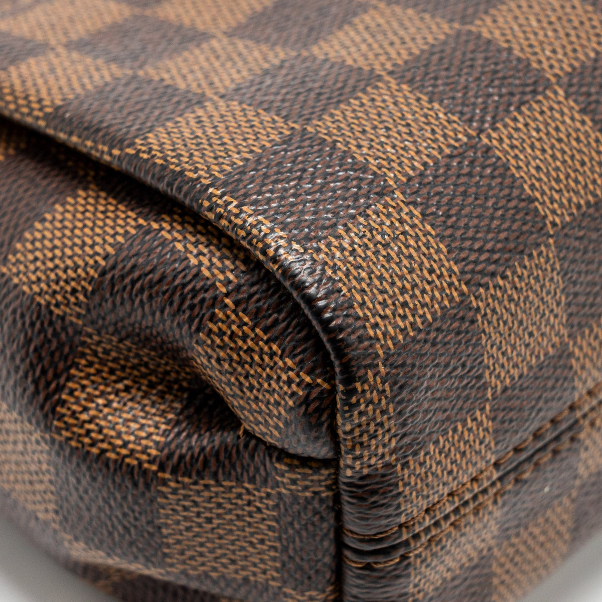 louis-vuitton-croisette-damier-ebene-ghw-2