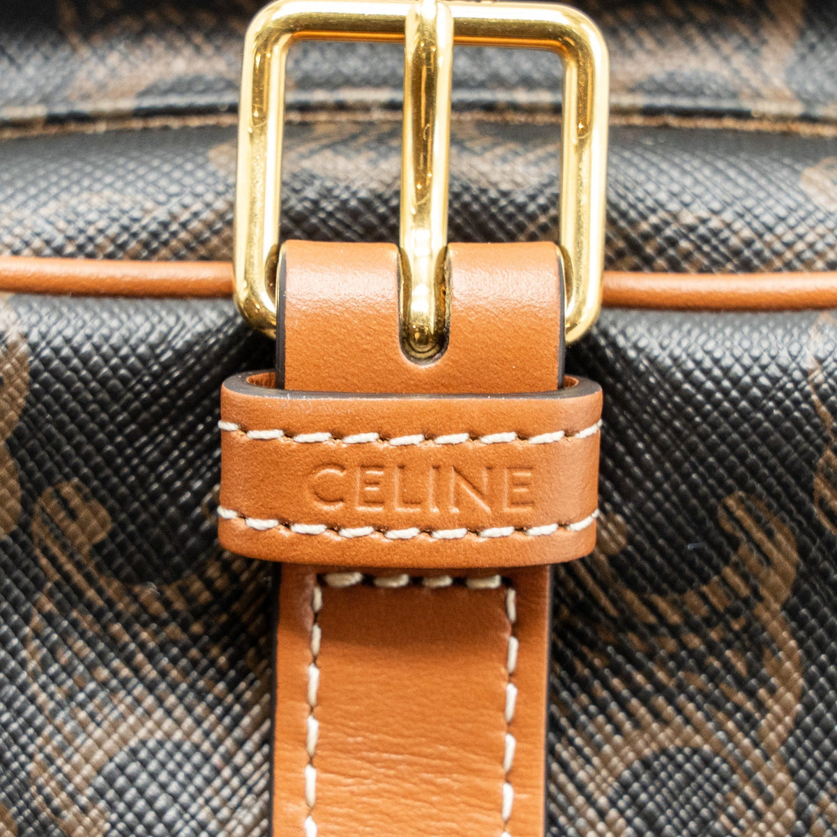 celine-medium-folco-bag-triomphe-canvas-and-calfskin-tan-ghw