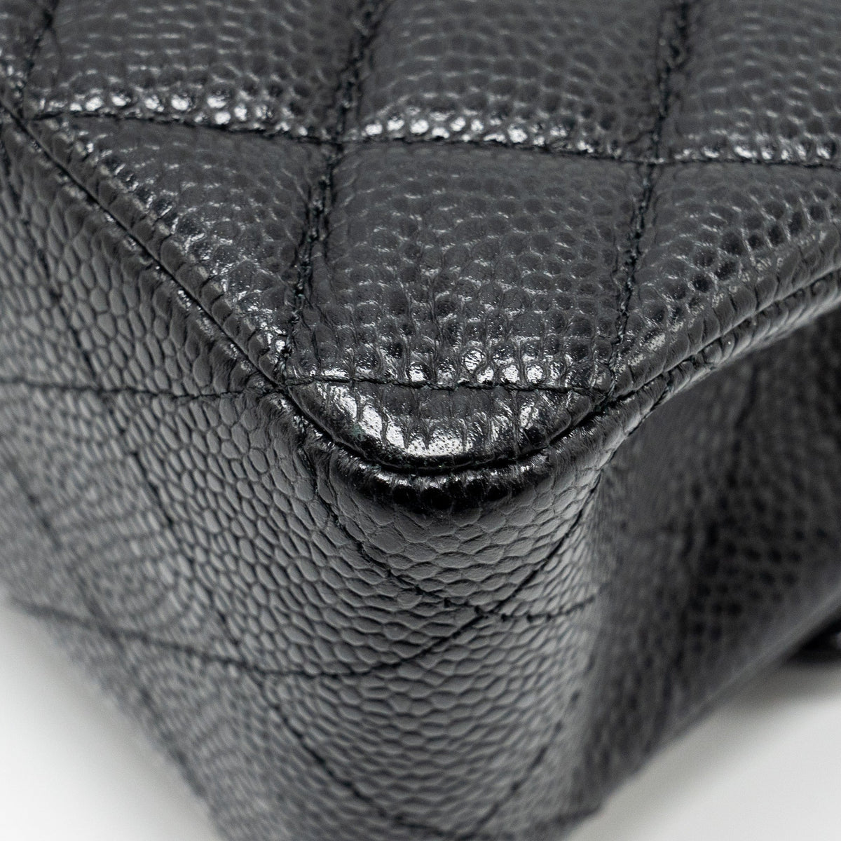chanel-medium-classic-double-flap-bag-caviar-black-ghw-copy