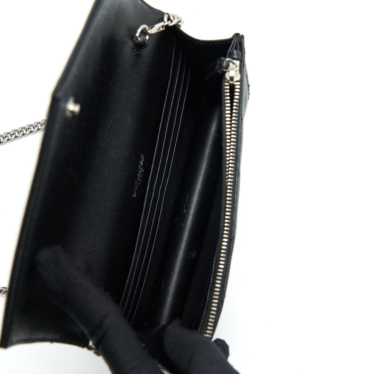 saint-laurent-ysl-cassandra-matelasse-envelope-chain-wallet-grained-calfskin-black-shw