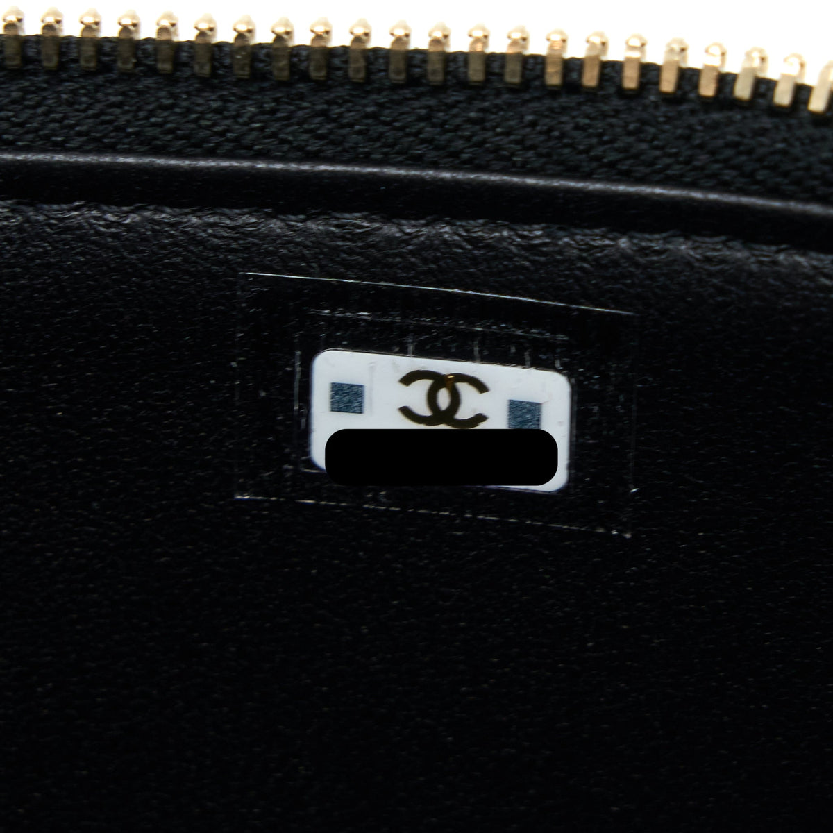 chanel-23p-coco-love-long-vanity-caviar-black-brushed-ghw-microchip