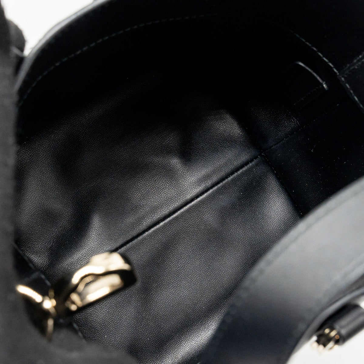 dior-toujours-vertical-nano-tote-bag-calfskin-black-lghw-copy