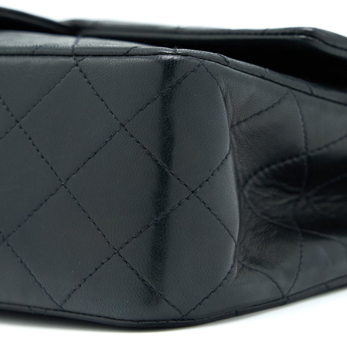 chanel-vintage-flap-bag-lambskin-black-ghw-1