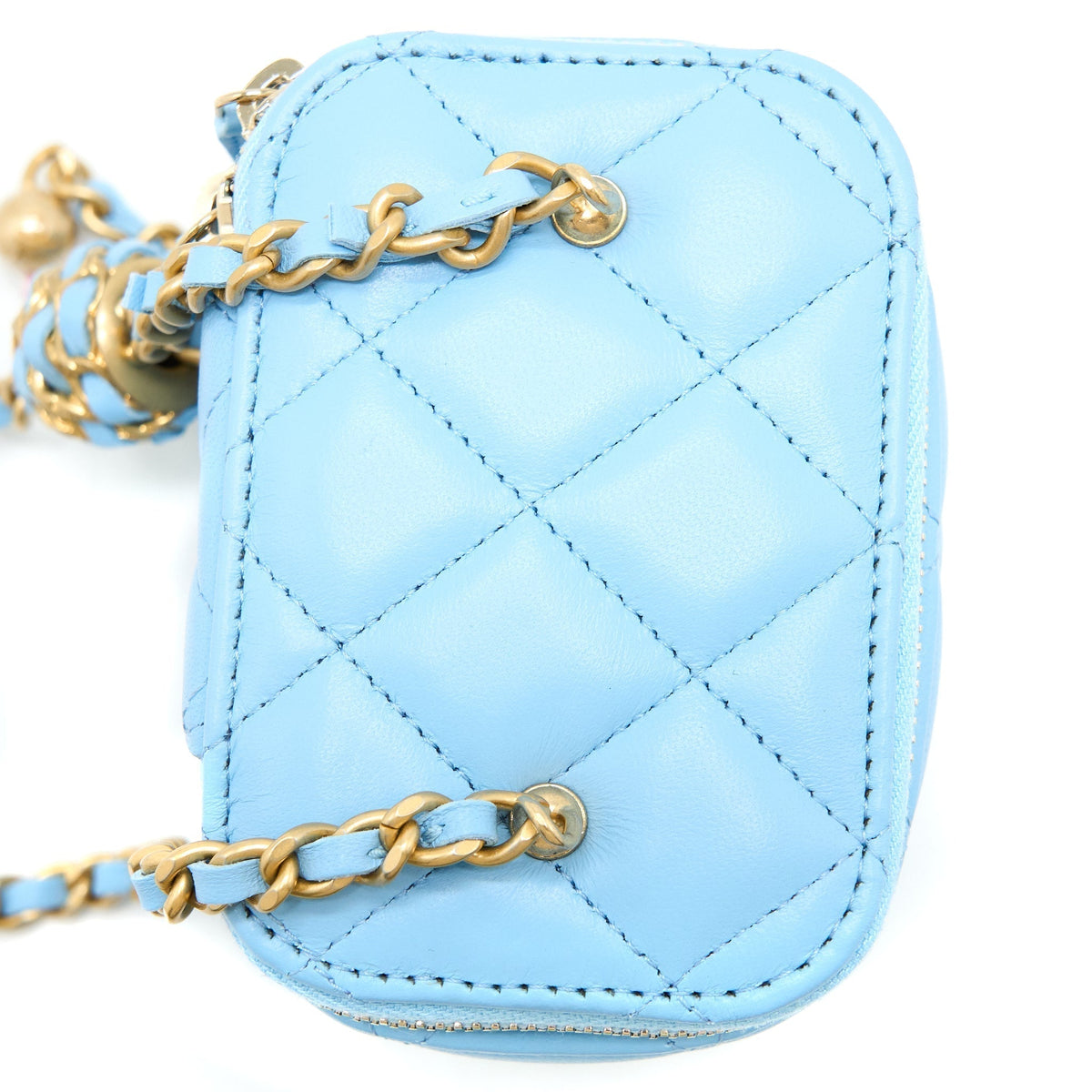 chanel-22s-pearl-crush-mini-vanity-case-lambskin-light-blue-brushed-ghw