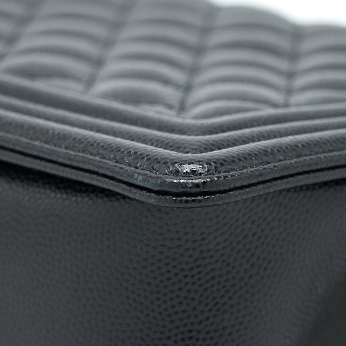 chanel-boy-bag-28cm-caviar-black-brushed-ghw