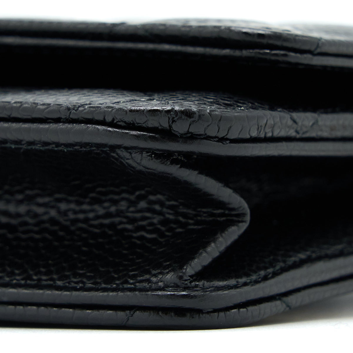 chanel-classic-wallet-on-chain-caviar-black-ghw-microchip-15