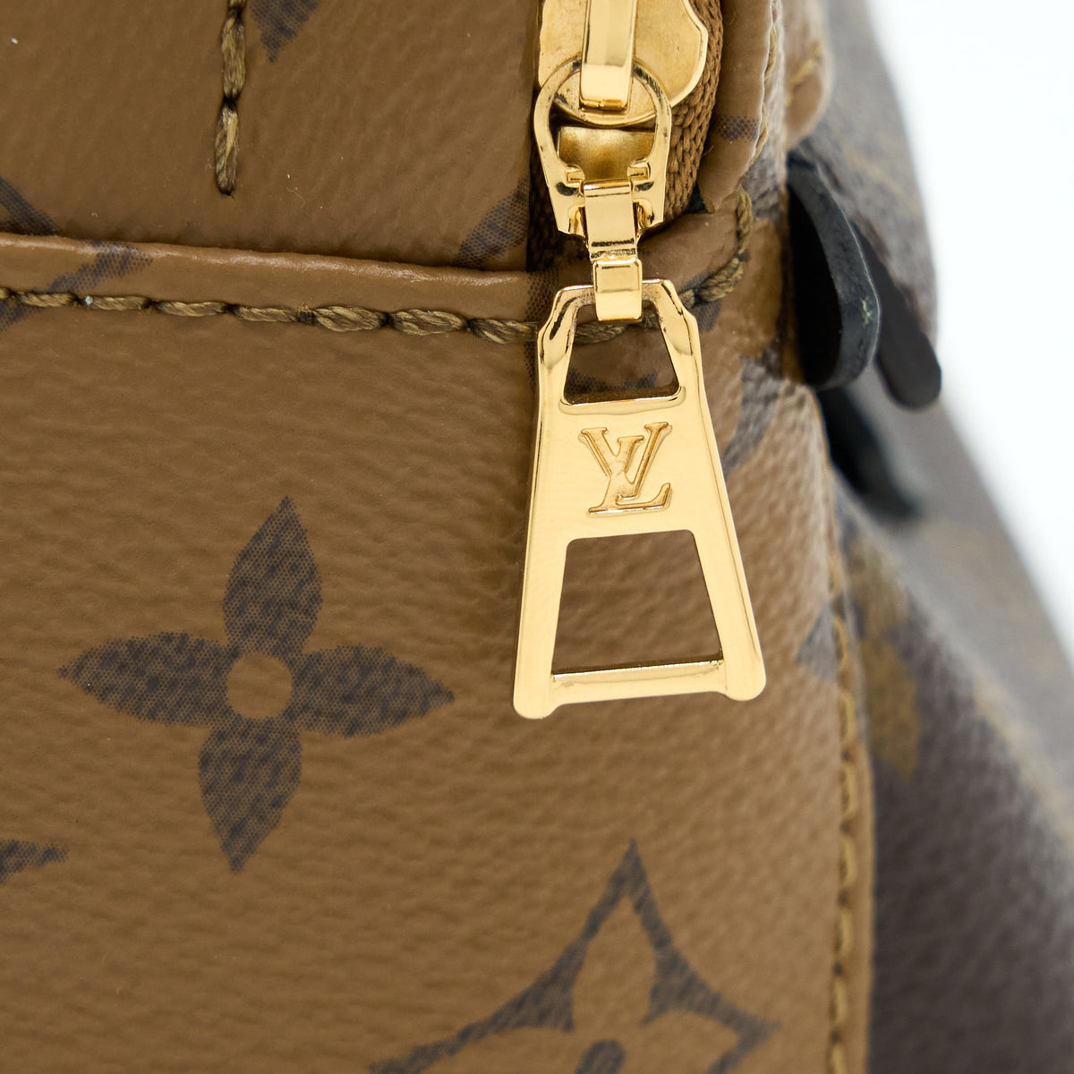 louis-vuitton-palm-springs-mini-backpack-monogram-reverse-canvas-ghw