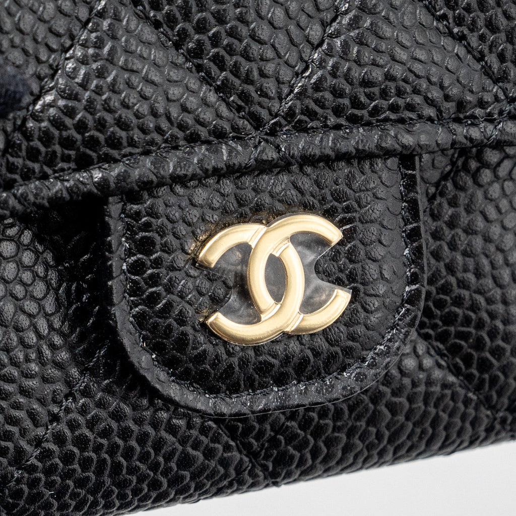 chanel-classic-flap-card-holder-caviar-leather-black-ghw-microchip