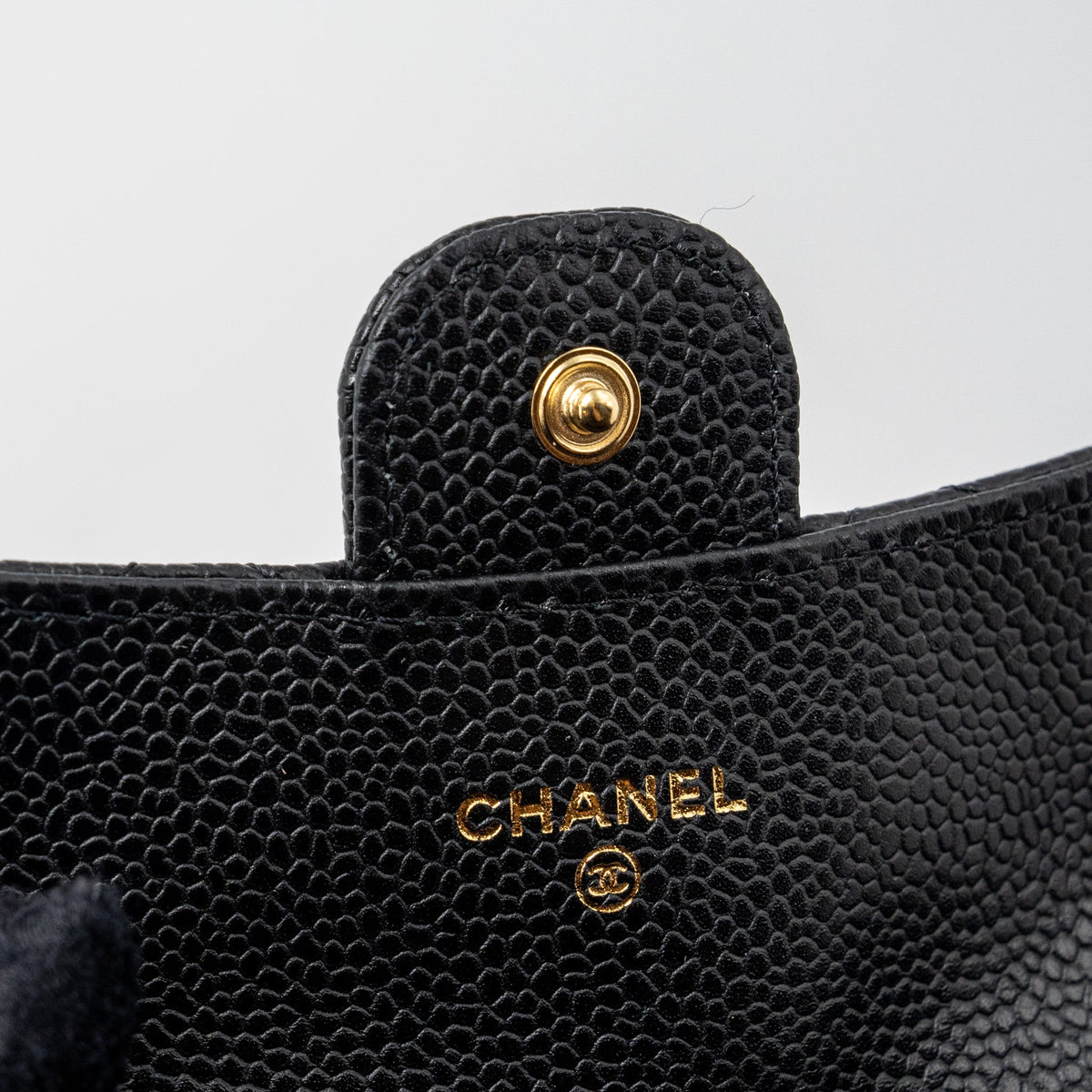 chanel-classic-flap-card-holder-caviar-black-ghw-microchip-5