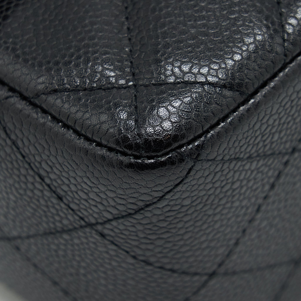 chanel-jumbo-single-flap-bag-caviar-black-shw