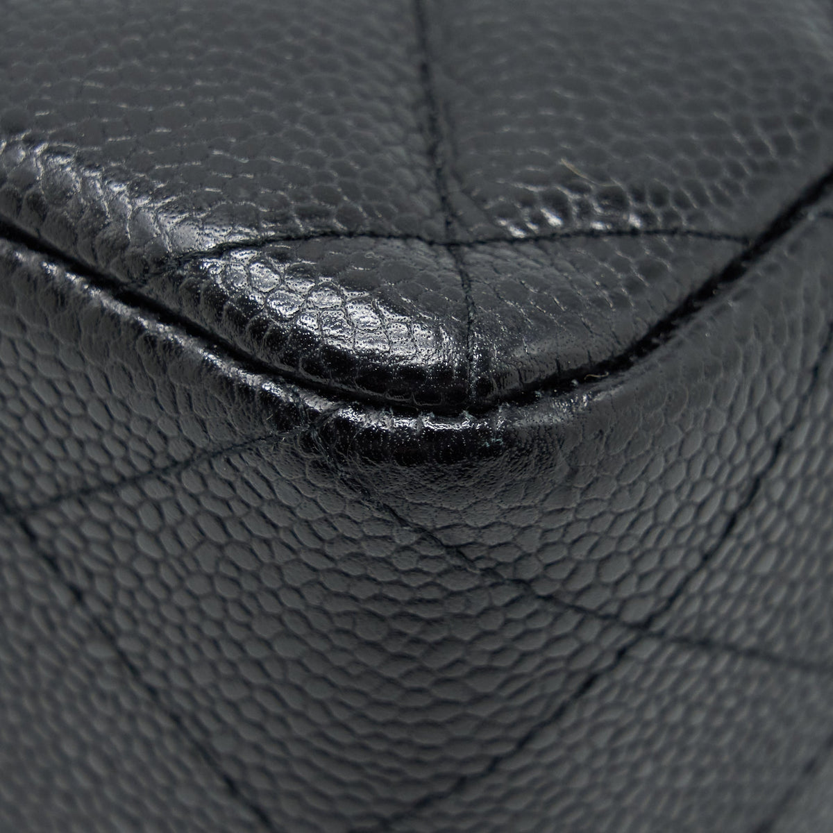 chanel-jumbo-single-flap-bag-caviar-black-shw