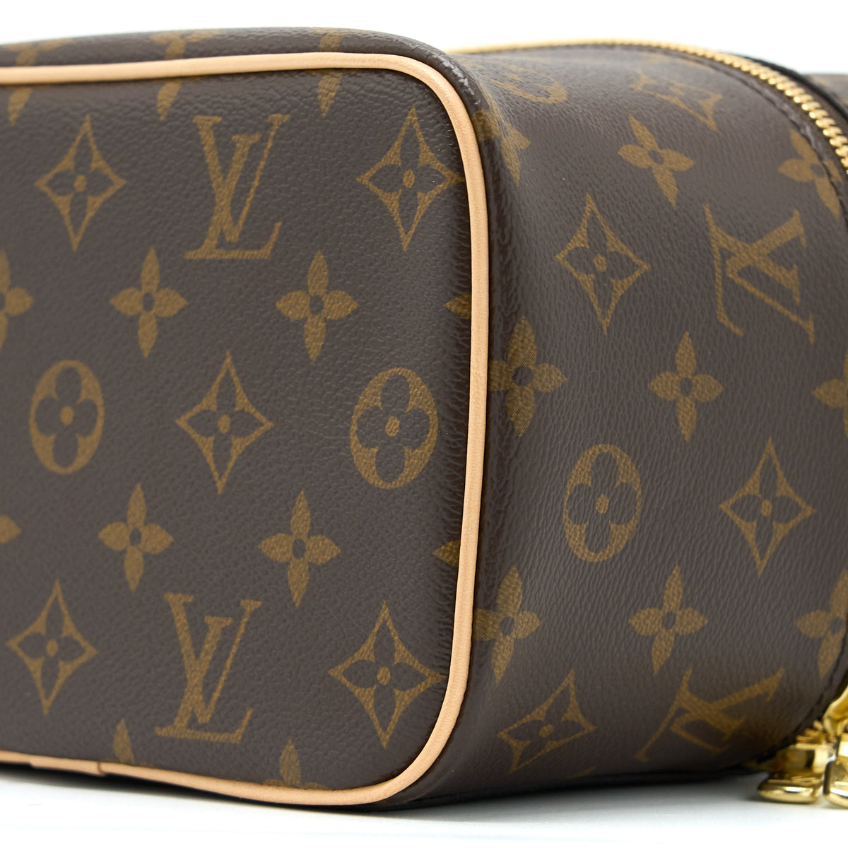 louis-vuitton-nice-mini-monogram-canvas-ghw