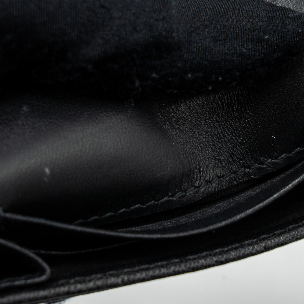dior-saddle-flap-card-holder-goatskin-black-ghw