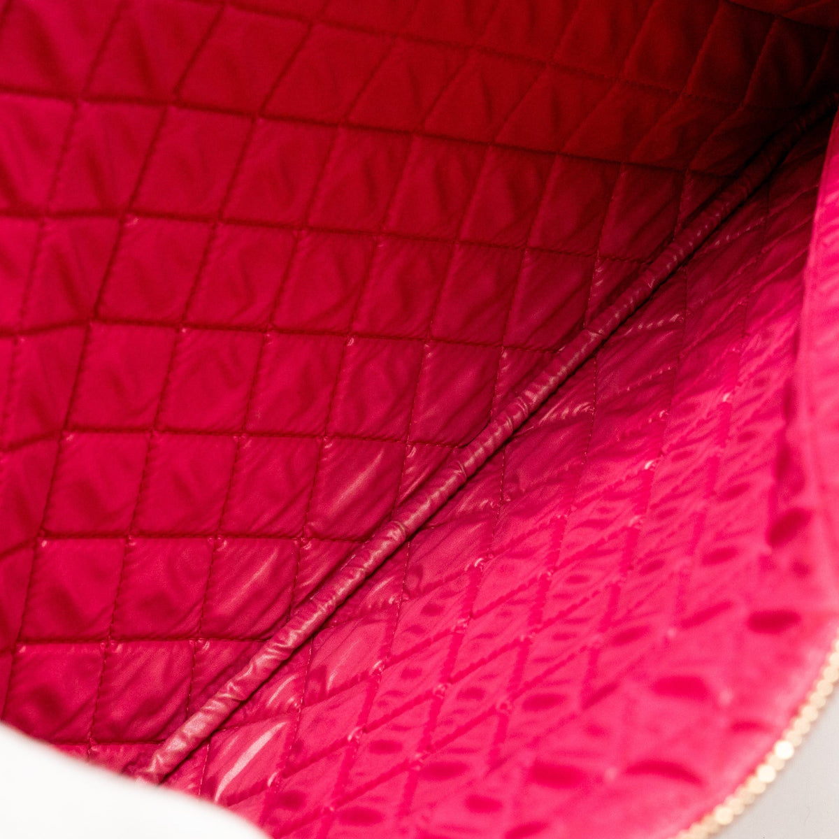 chanel-o-case-pouch-pink