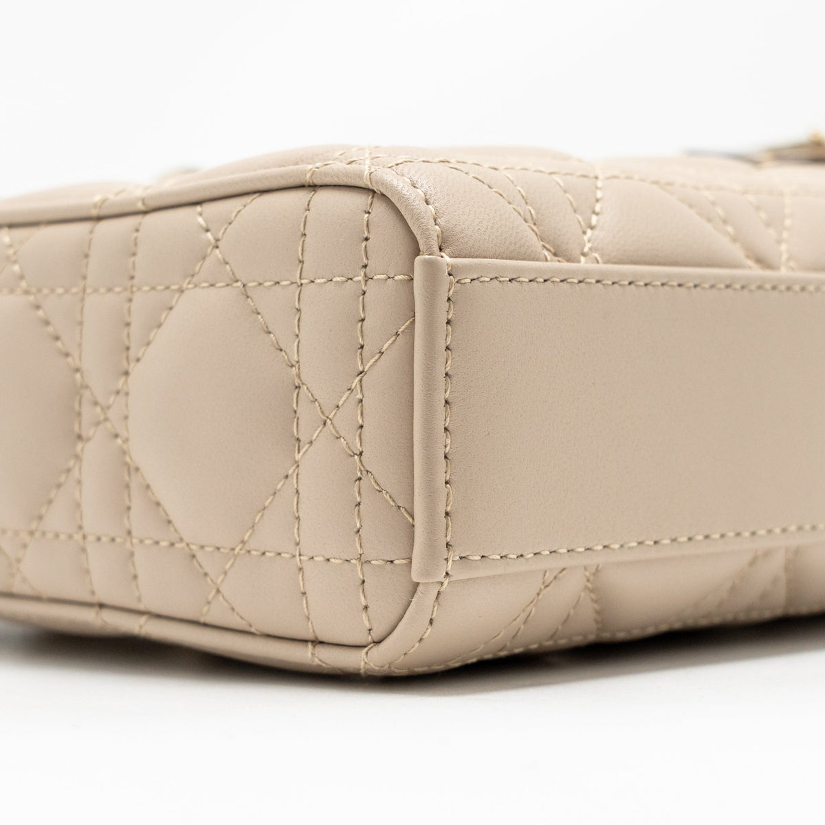 dior-medium-lady-d-joy-bag-cannage-lambskin-powder-beige-lghw