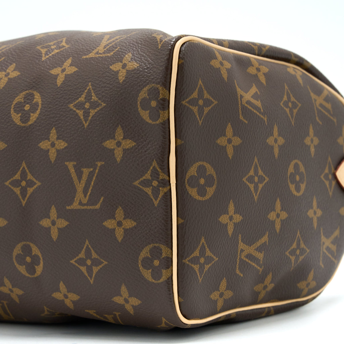 louis-vuitton-speedy-25-monogram-canvas-ghw-2
