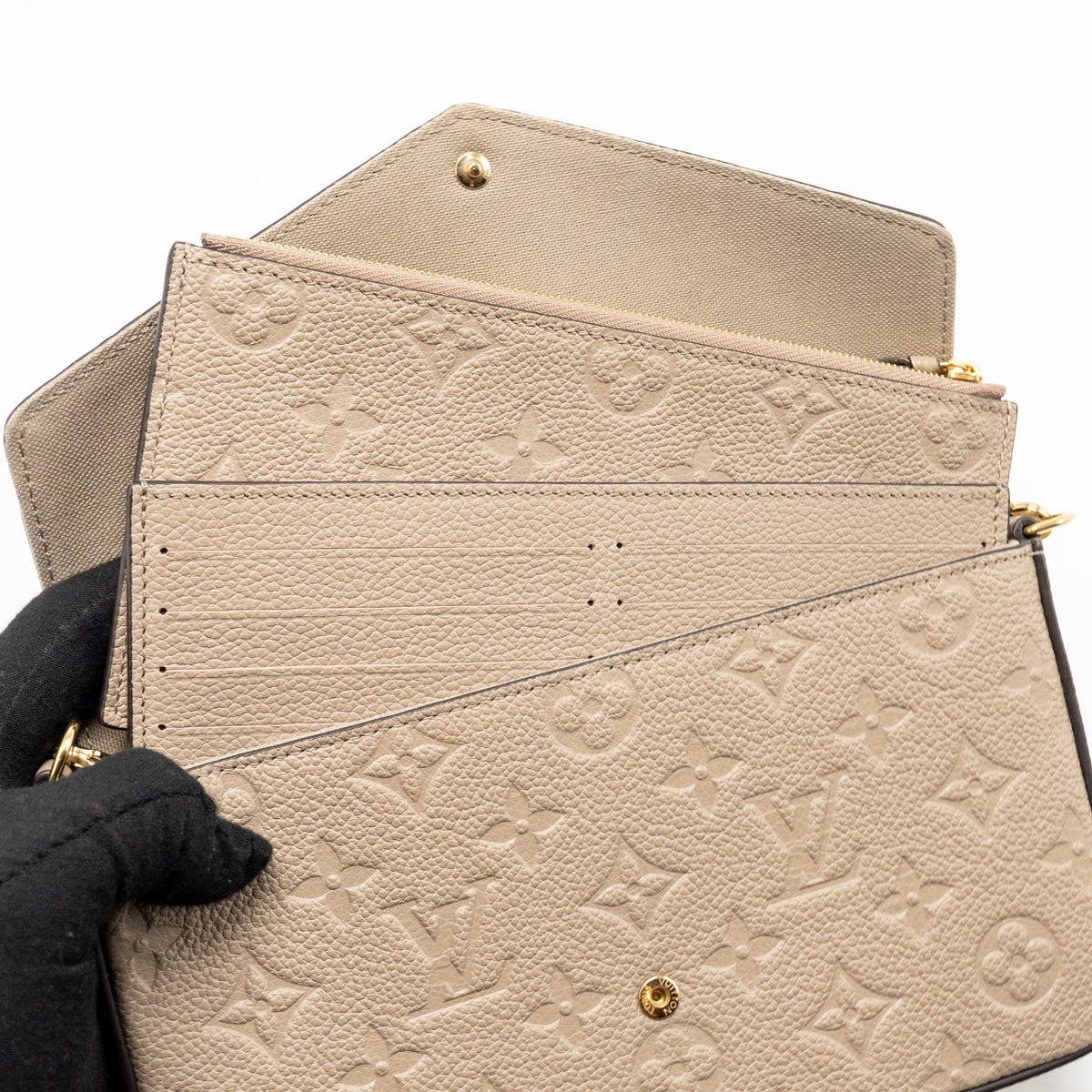 louis-vuitton-felicie-pochette-monogram-empreinte-tourterelle-ghw