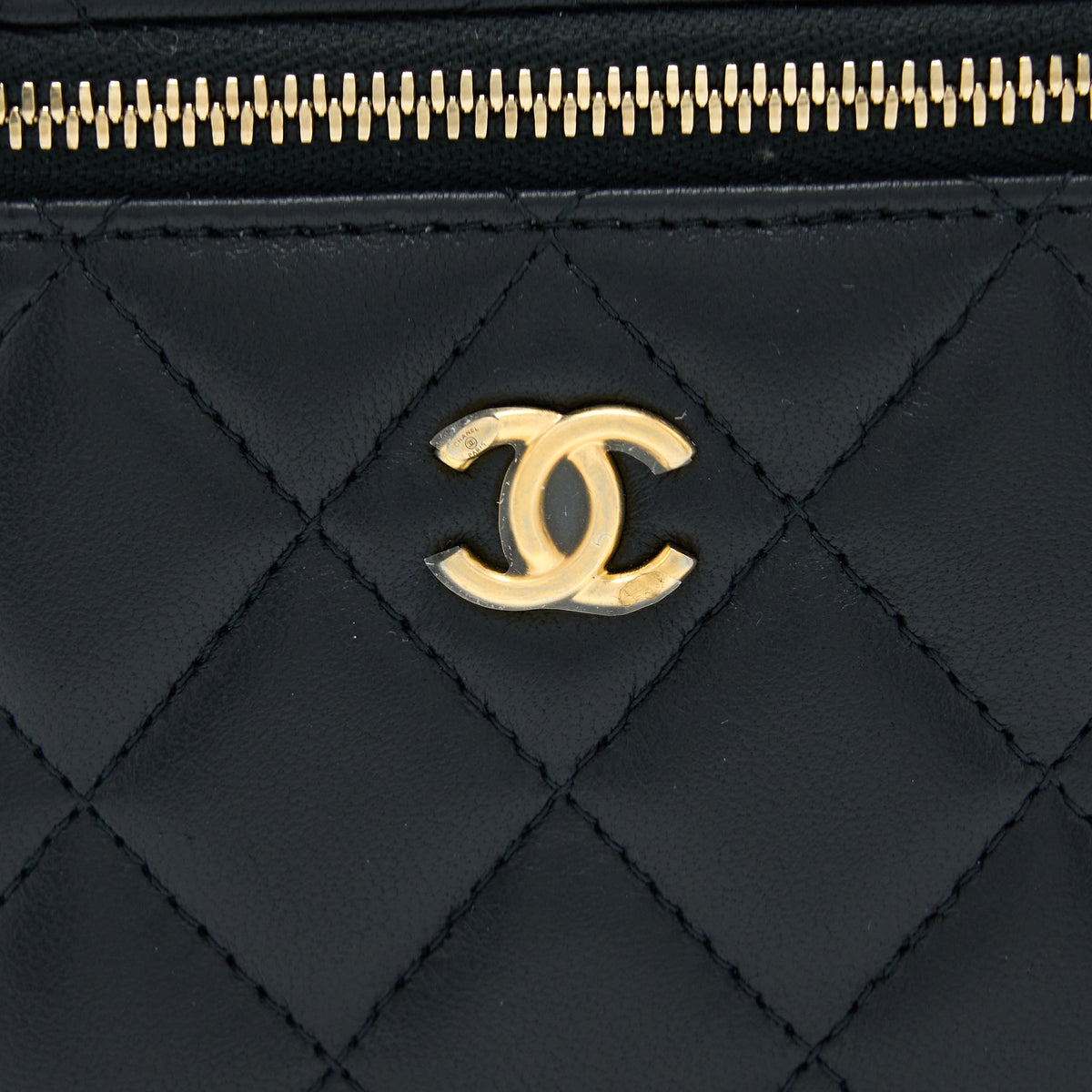 chanel-pearl-crush-mini-vanity-with-chain-lambskin-black-ghw-microchip