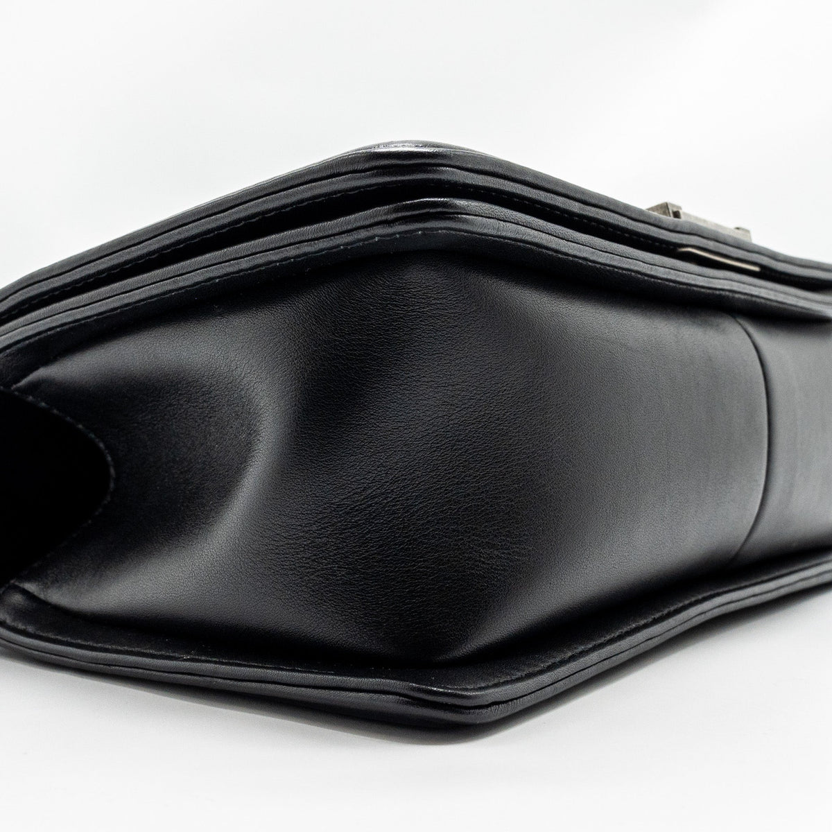 chanel-medium-boy-bag-calfskin-black-ruthenium-hardware-1