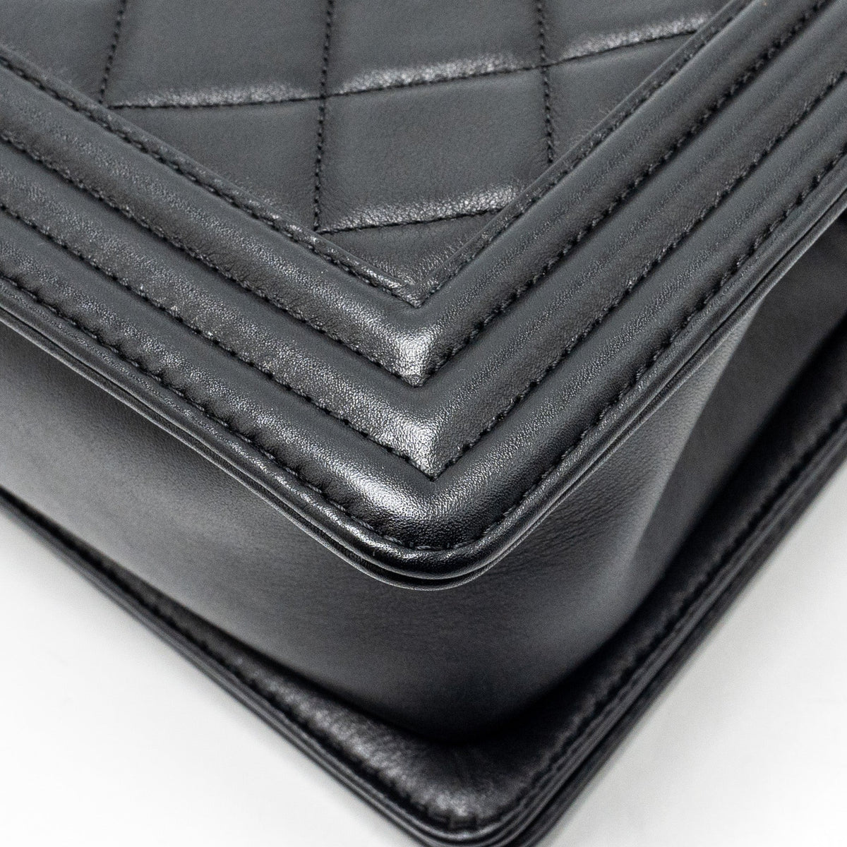 chanel-medium-boy-bag-calfskin-black-ruthenium-hardware-1