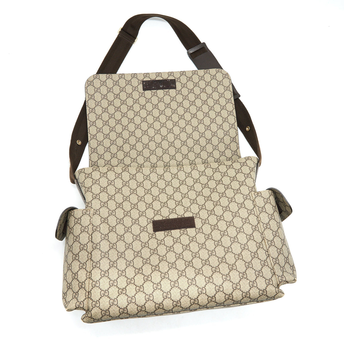 gucci-gg-supreme-canvas-diaper-bag
