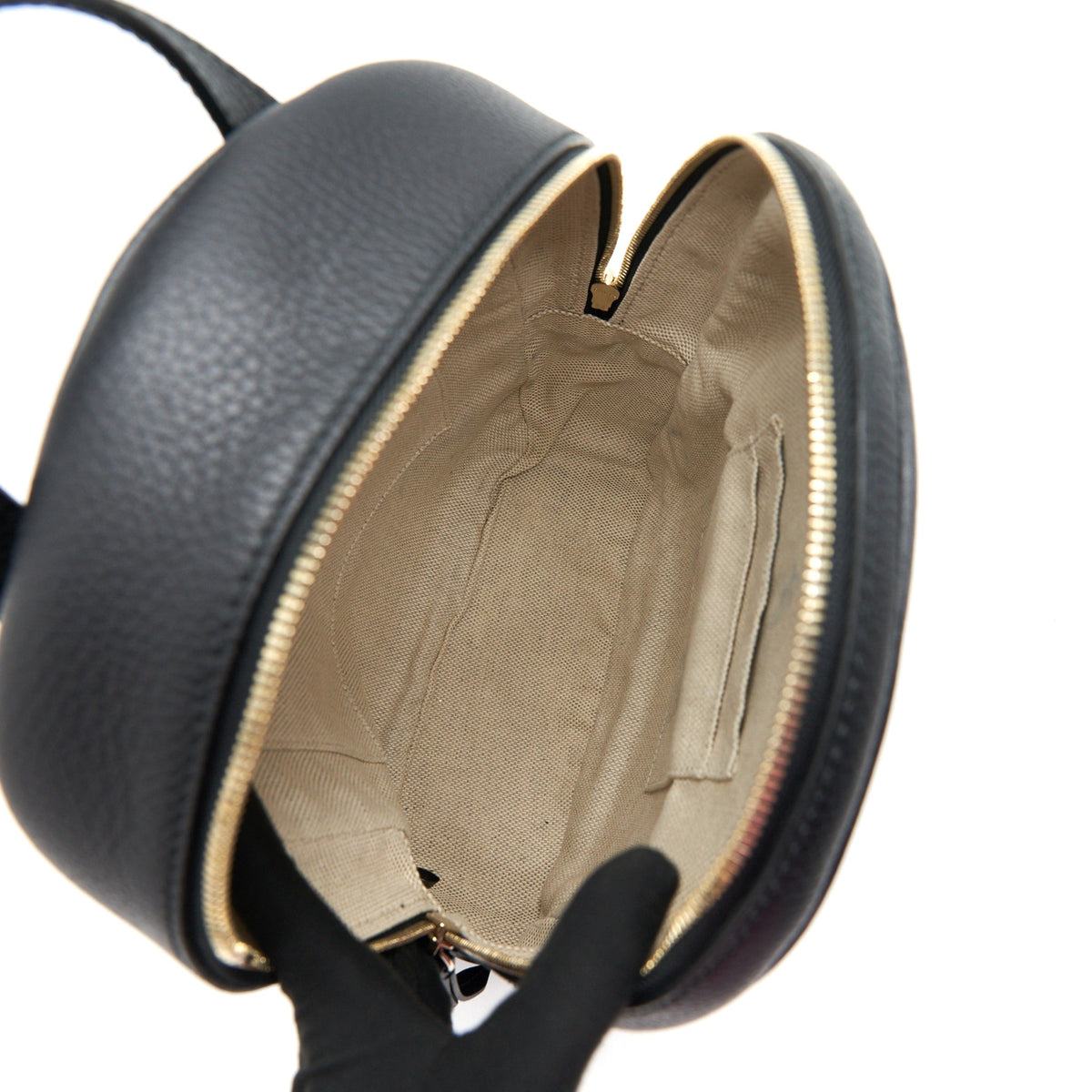 gucci-soho-leather-backpack-black