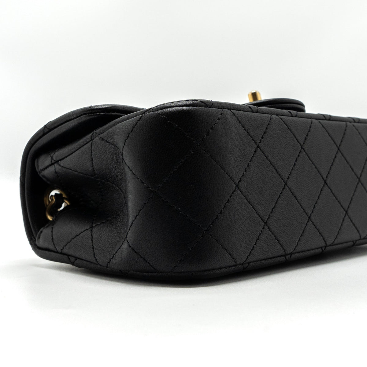 chanel-23k-pearl-crush-mini-rectangular-flap-bag-lambskin-black-ghw-microchip