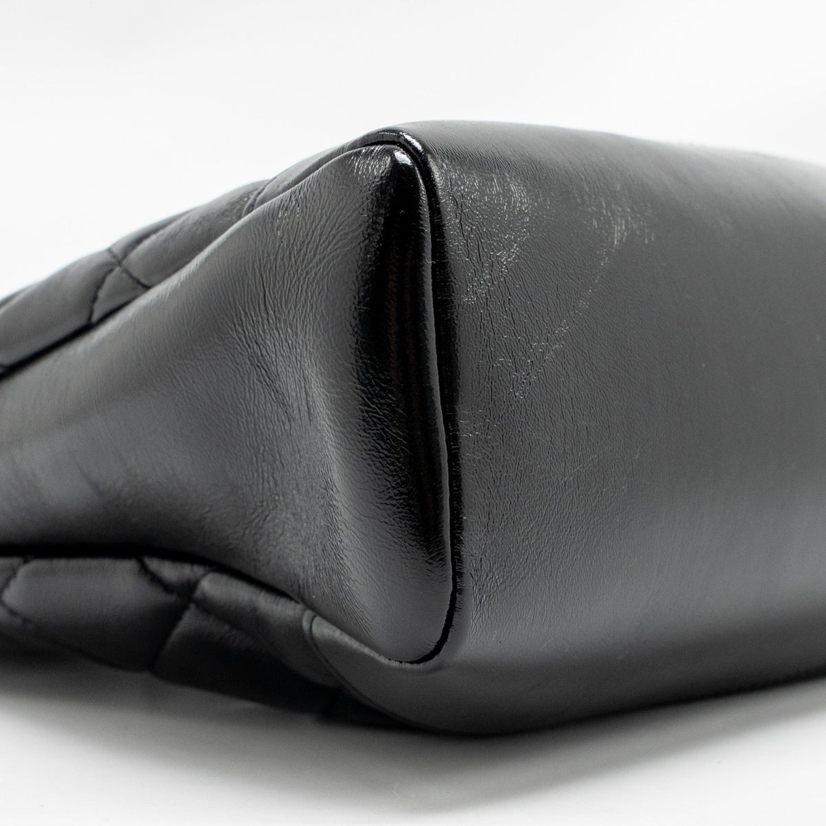 chanel-medium-31-bag-shiny-lambskin-lghw-microchip