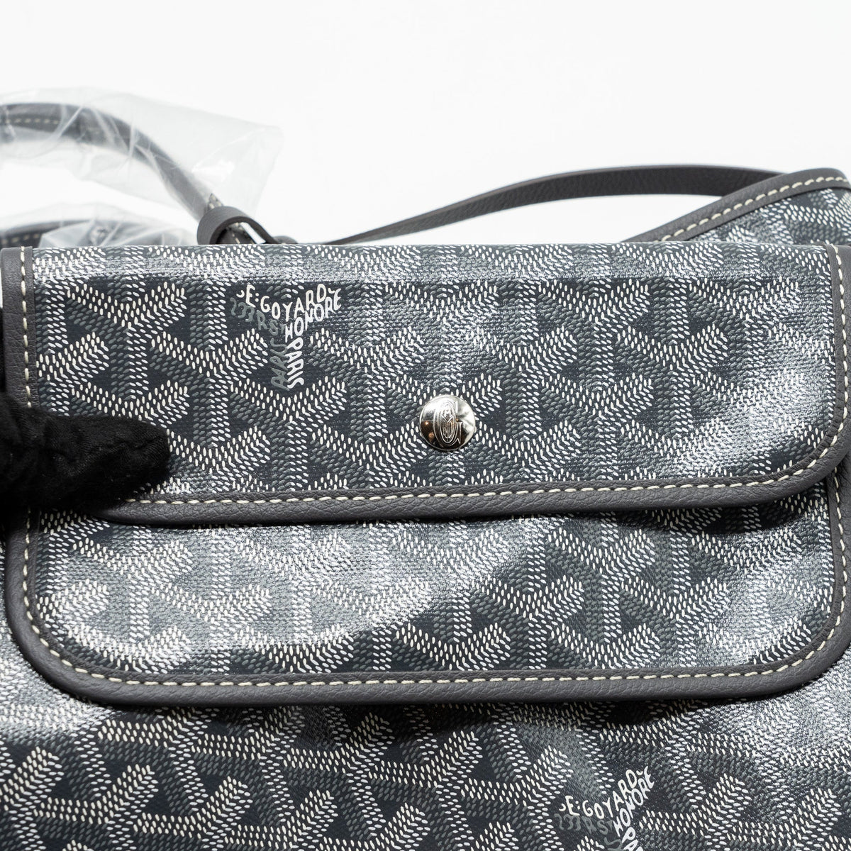 goyard-saint-louis-pm-tote-bag-canvas-calfskin-grey-shw