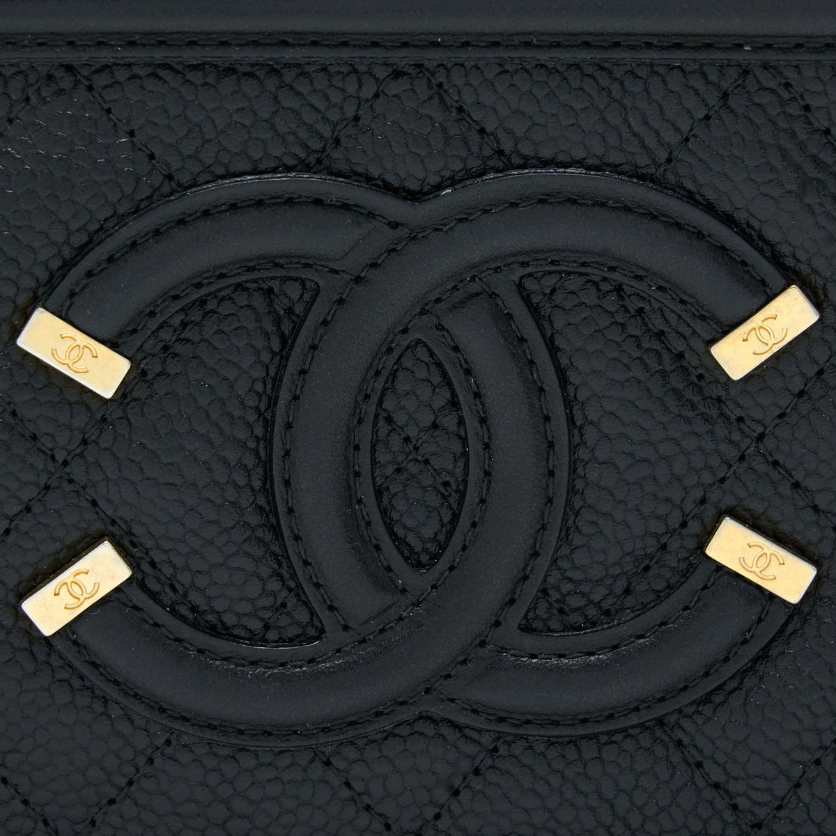 chanel-filigree-long-wallet-on-chain-caviar-black-ghw
