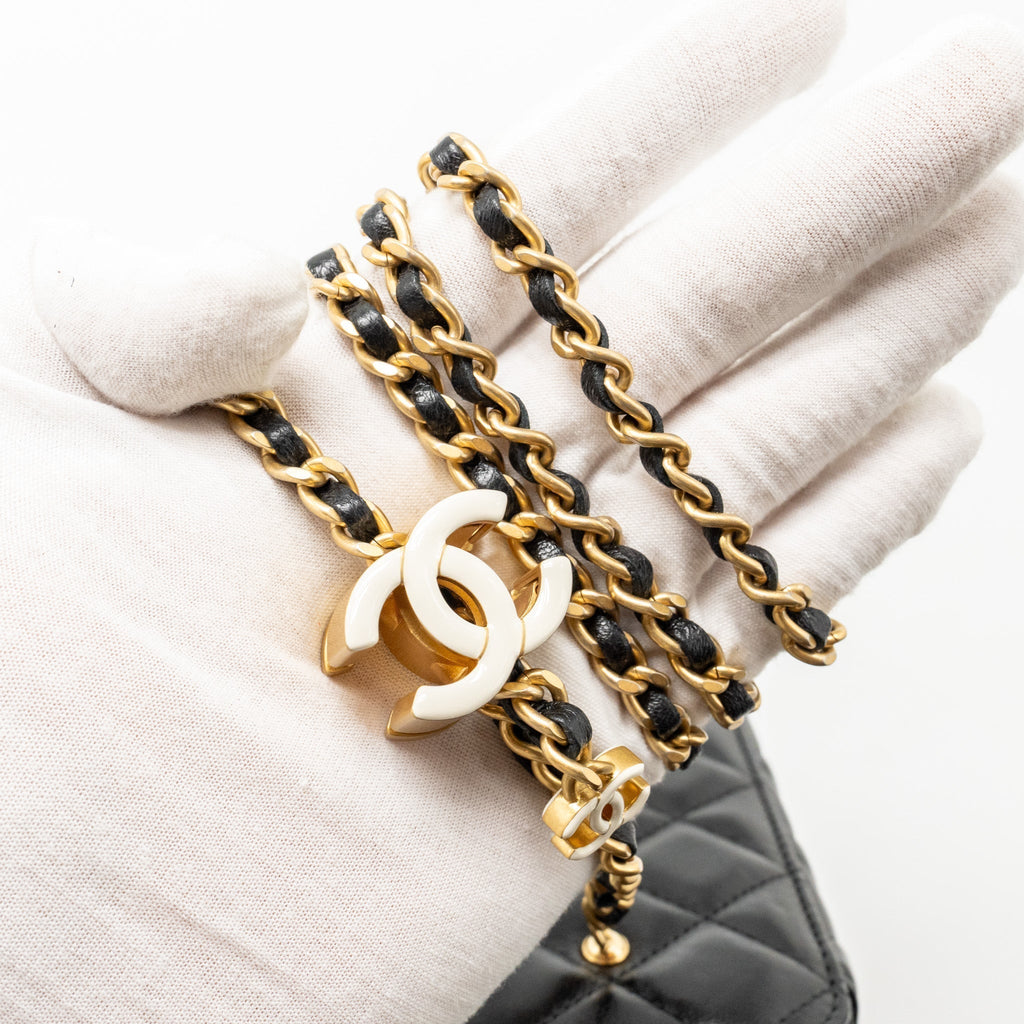 chanel-24a-long-vanity-case-with-cc-logo-adjustable-chain-lambskin-black-ghwmicrochip