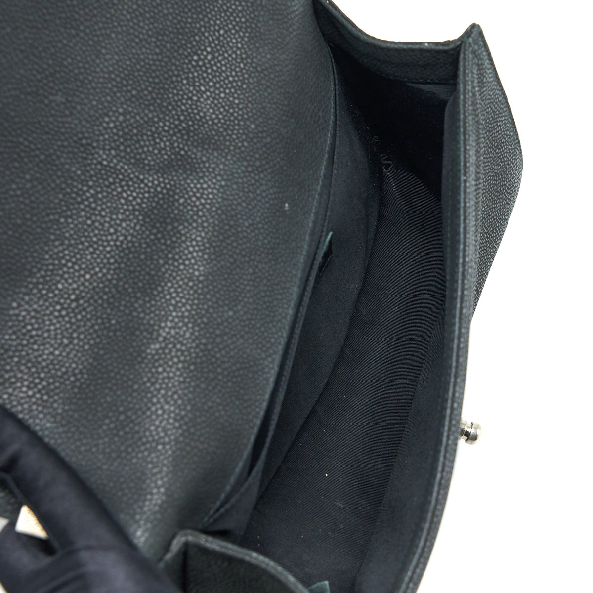 chanel-medium-boy-bag-grained-calfskin-black-shw