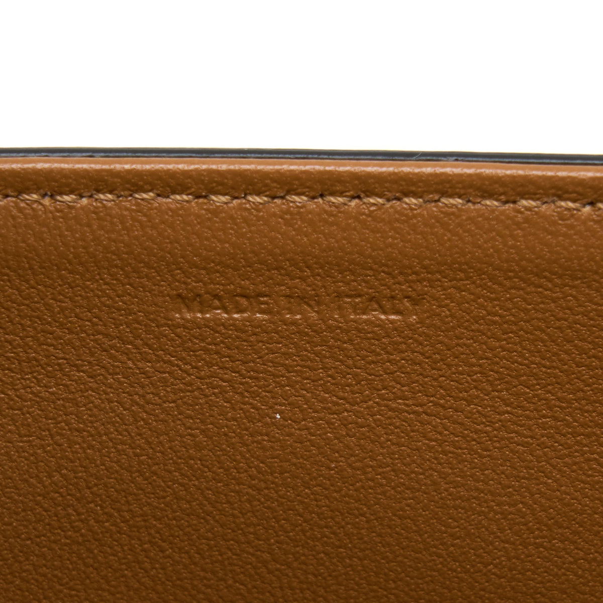 celine-medium-triomphe-bag-in-textile-natural-calfskin-ghw