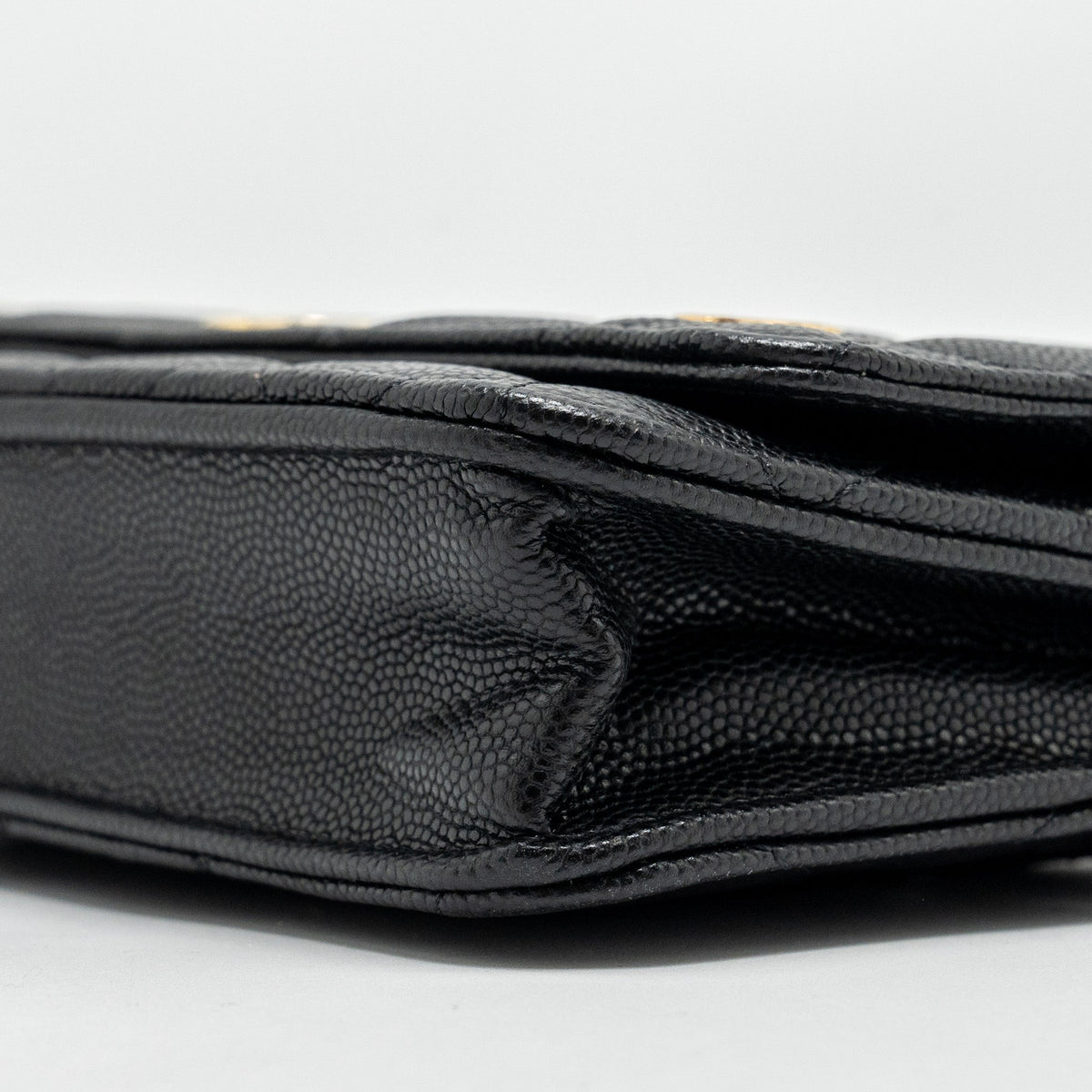 chanel-coco-casino-wallet-on-chain-caviar-black-ghw-microchip-copy