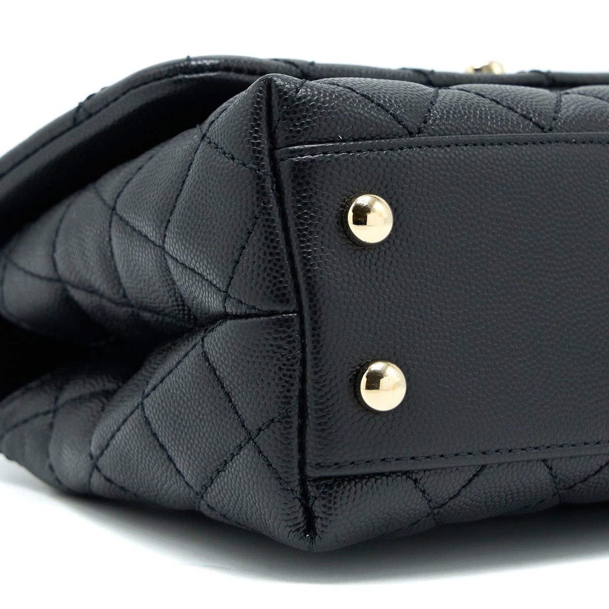 chanel-small-coco-handle-caviar-black-lghw-1