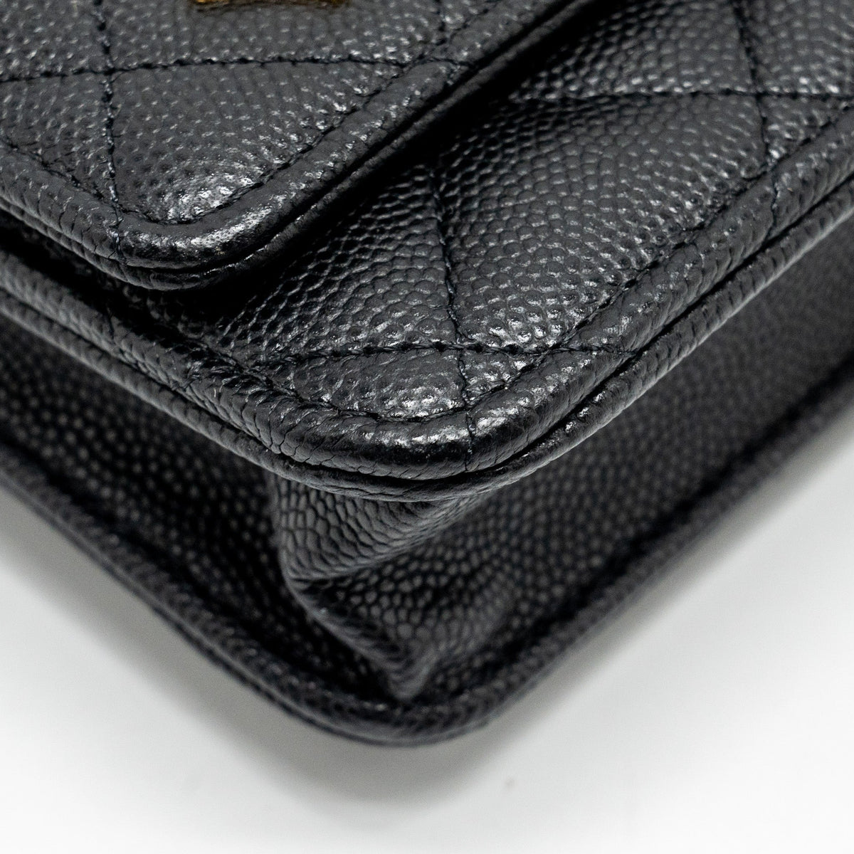 chanel-coco-casino-wallet-on-chain-caviar-black-ghw-microchip-copy