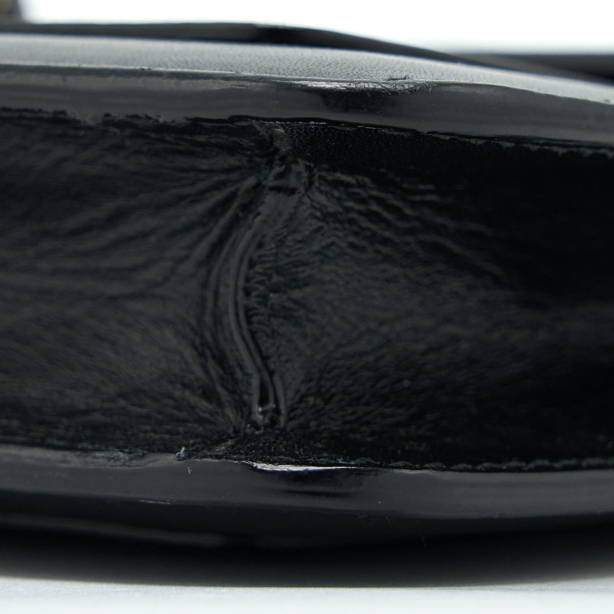 bvlgari-serpenti-clutch-with-chain-calfskin-black-ghw