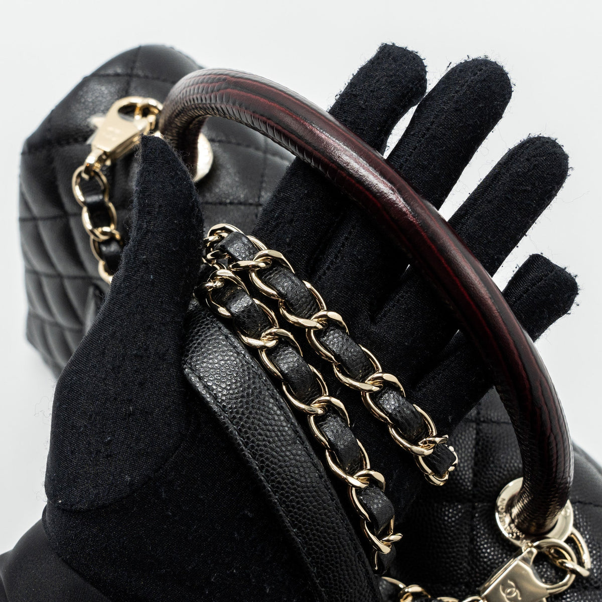 chanel-medium-coco-handle-flap-bag-lizard-embossed-handle-caviar-black-lghw