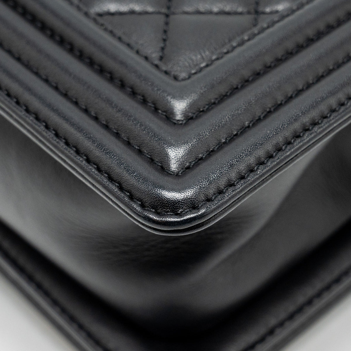 chanel-small-boy-bag-calfskin-black-ghw-microchip-copy-2
