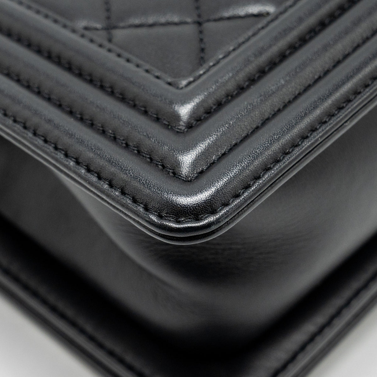 chanel-small-boy-bag-calfskin-black-ghw-microchip-copy-2