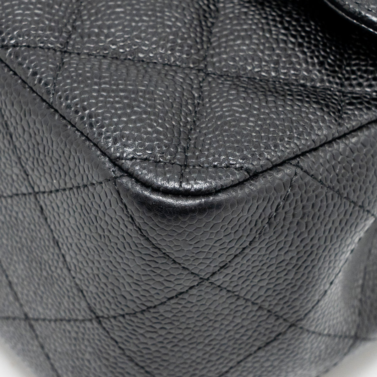 chanel-jumbo-classic-double-flap-bag-caviar-black-ghw-12