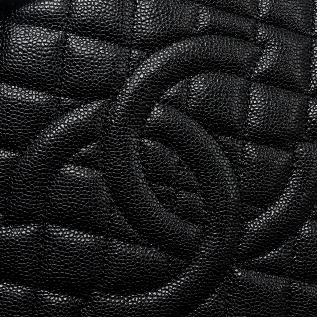 chanel-grand-shopping-tote-caviar-black-shw-1