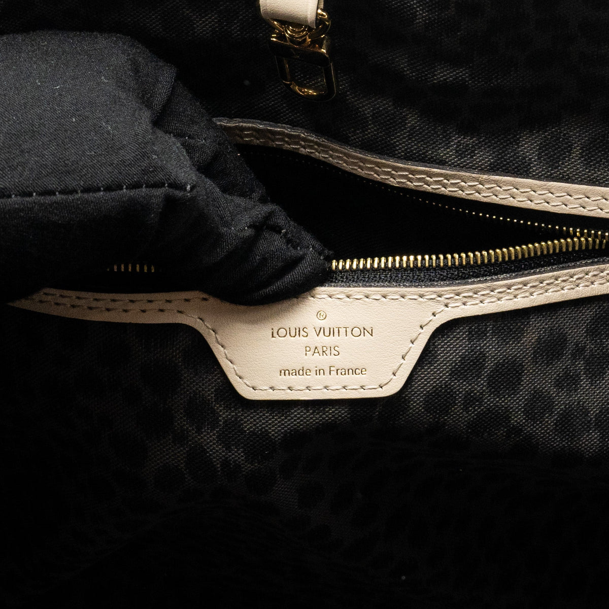 louis-vuitton-neverfull-mm-wild-at-heart-empreinte-cream-ghw