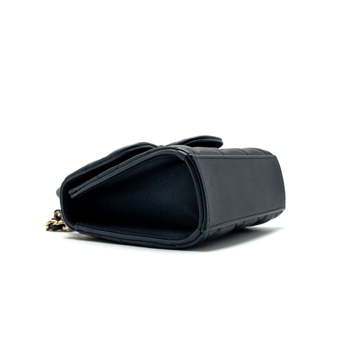 chanel-top-handle-mini-flap-bag-pearly-lambskin-dark-blue-lghwmicrochip