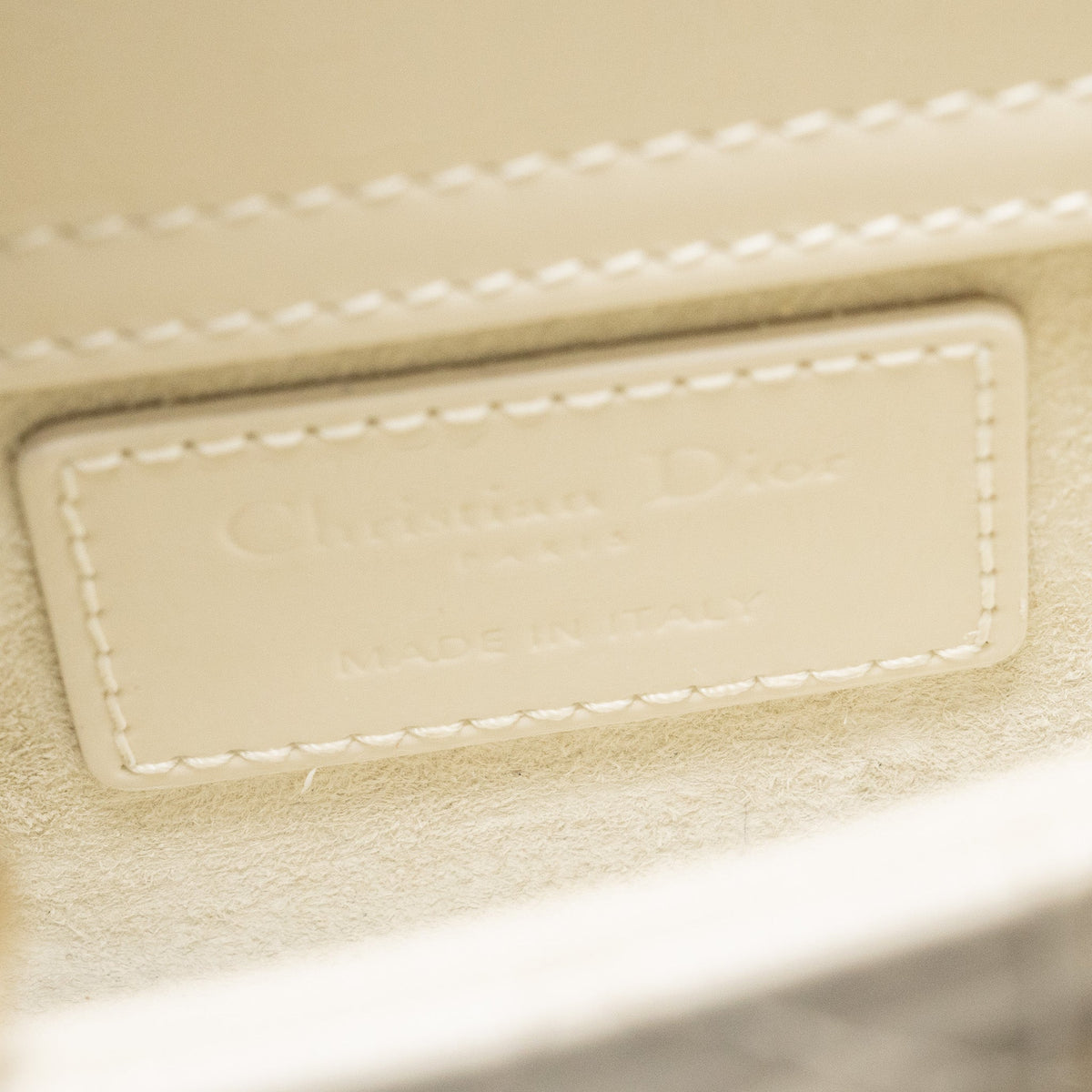 dior-lady-d-joy-micro-bag-patent-creamy-white-lghw